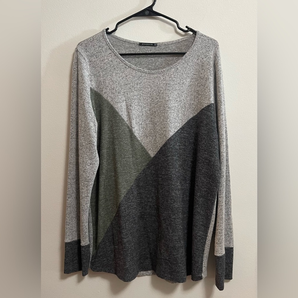 Staccato - Women’s Color Block Grey Super‎ Soft Long Sleeve - Size L